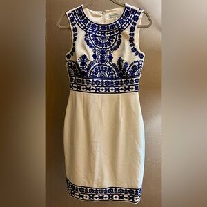Katherine Kelly White and Blue Embroidered Sheath Dress Size 4